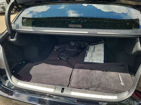 Used 2023 Lexus LS 500 w/ Interior Upgrade Package RWD image 10