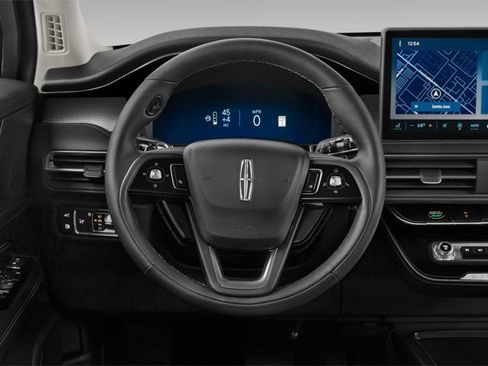 Used 2025 Lincoln Corsair Grand Touring w/ Equipment Group 302A image 8