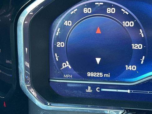 Used 2024 Chevrolet Silverado 3500 LTZ w/ LTZ Convenience Package image 23