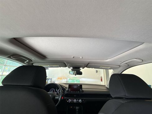 Used 2024 Honda CR-V EX image 16