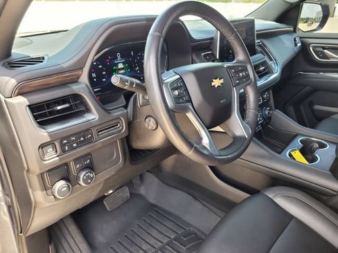 Used 2022 Chevrolet Tahoe LT w/ Luxury Package RWD image 24