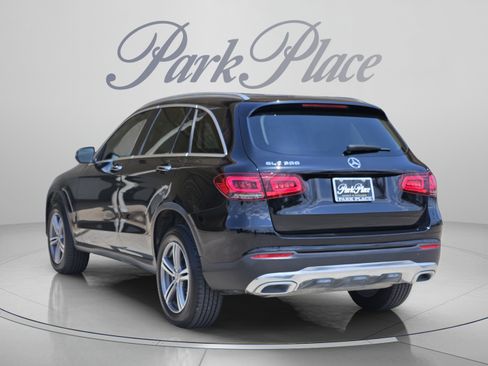 Used 2020 Mercedes-Benz GLC 300 image 3