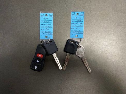 Used 2010 Nissan Frontier SE w/ SE Value Truck Pkg image 26