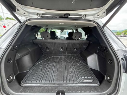 Used 2018 Chevrolet Equinox LT AWD/4WD image 27