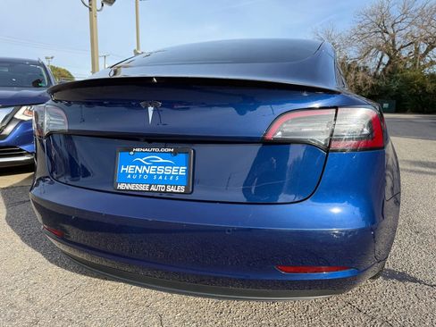 Used 2022 Tesla Model 3 Standard Range image 39