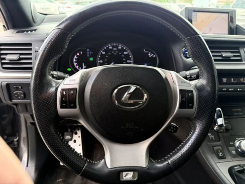 Used 2013 Lexus CT 200h w/ F Sport Pkg w/Nuluxe Trim FWD image 11