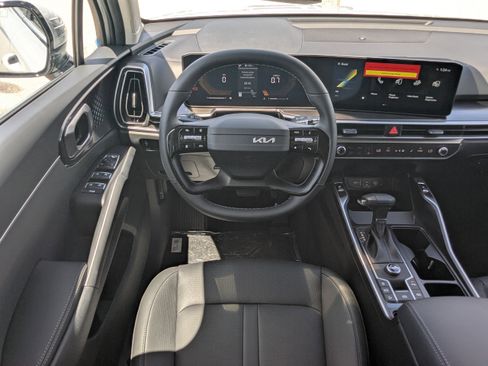 New 2026 Kia Sorento S FWD image 19