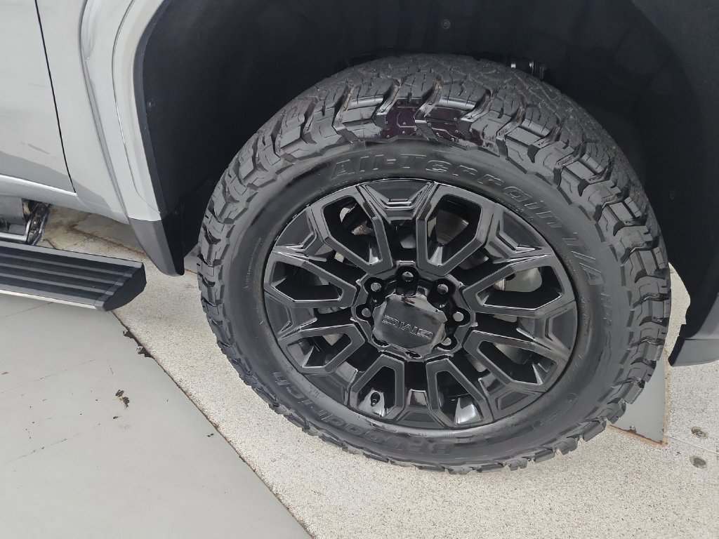 Used 2025 GMC Sierra 2500 Denali Ultimate AWD/4WD image 29