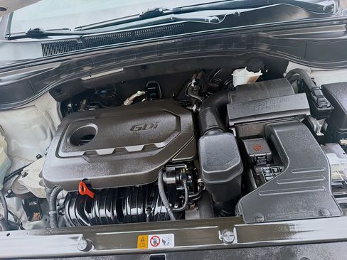 Used 2018 Hyundai Santa Fe Sport AWD/4WD image 32