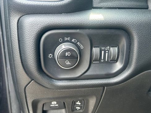 Used 2019 RAM 1500 Big Horn AWD/4WD image 21