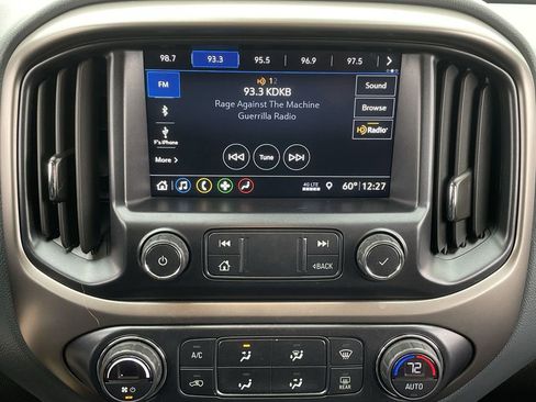 Used 2022 Chevrolet Colorado Z71 w/ Z71 Midnight Edition image 13