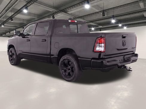 Used 2024 RAM 1500 Big Horn AWD/4WD image 3