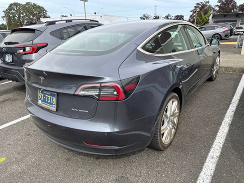 Used 2019 Tesla Model 3 Long Range AWD/4WD image 4