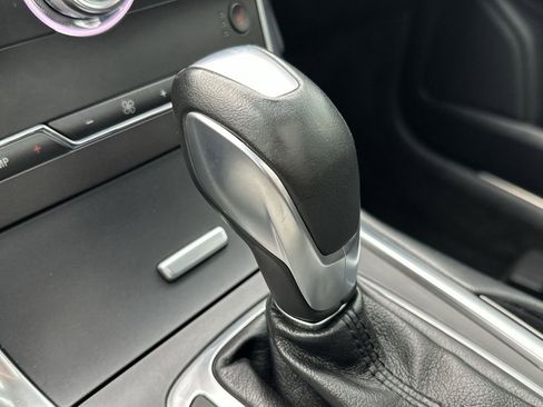 Used 2018 Ford Edge Sport w/ Cold Weather Package image 19