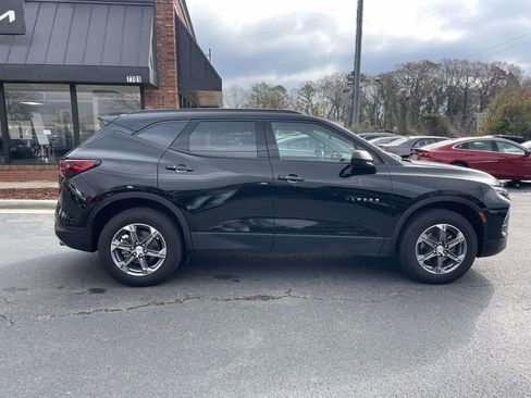 Used 2024 Chevrolet Blazer LT w/ Convenience Package image 8