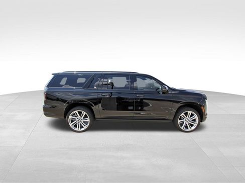 New 2026 Cadillac Escalade ESV Sport w/ Touring Package AWD/4WD image 5