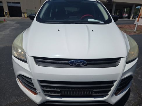 Used 2013 Ford Escape S FWD image 9