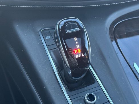 Used 2023 Cadillac Escalade Sport Platinum w/ LPO, ONYX Package image 32