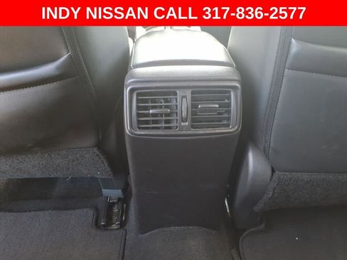 Used 2015 Nissan Rogue SL w/ SL Premium Package image 27