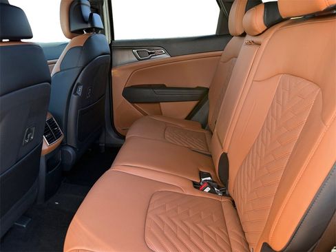 New 2026 Kia Sportage X-Line w/ X-Line Technology Package image 15