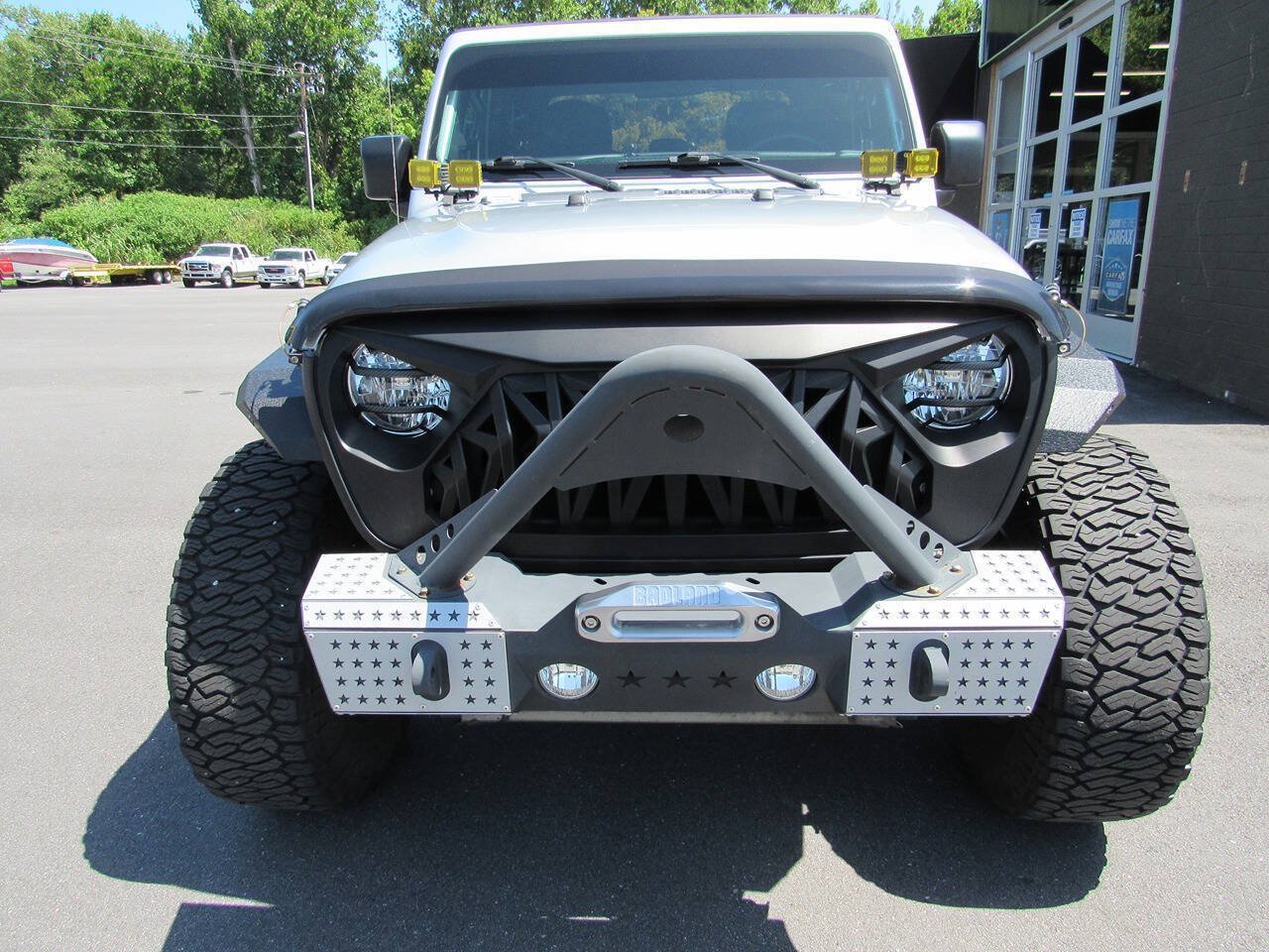 Used 2023 Jeep Gladiator Sport AWD/4WD image 9