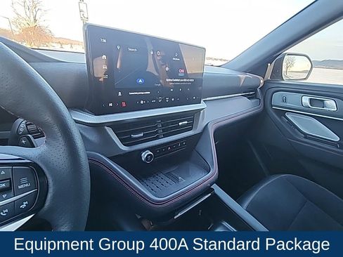 Used 2025 Ford Explorer ST image 10