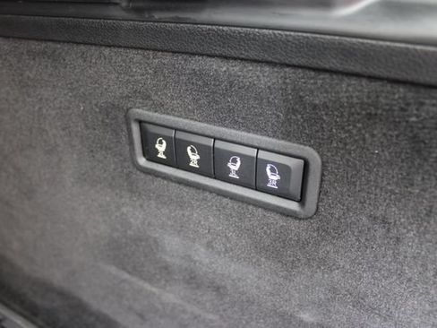 Used 2024 Jeep Grand Wagoneer Series III w/ Rear Seat Video Group 1 AWD/4WD image 46