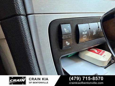 Used 2012 GMC Acadia SLT FWD image 30
