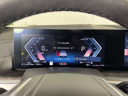 Used 2024 BMW X7 xDrive40i AWD/4WD image 3
