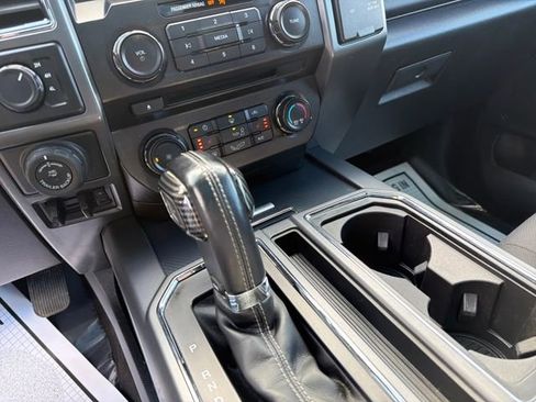 Used 2018 Ford F150 XLT w/ Equipment Group 302A Luxury image 26