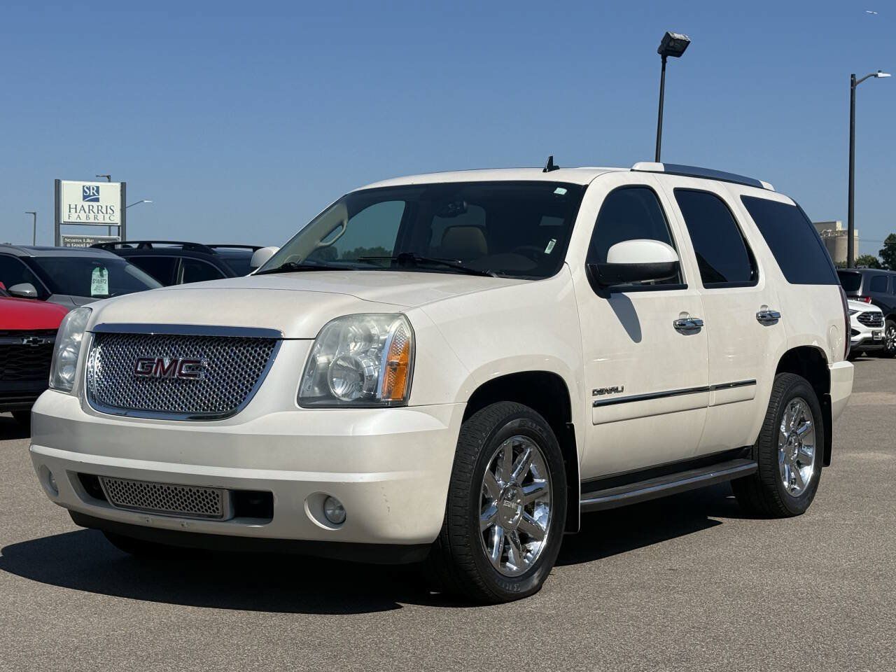 Used 2012 GMC Yukon Denali AWD/4WD image 7