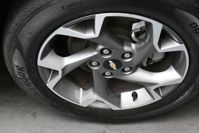 Used 2025 Chevrolet Trax LT FWD image 35