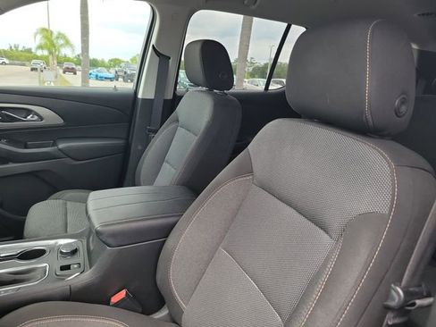 Used 2020 Chevrolet Traverse LS FWD image 14