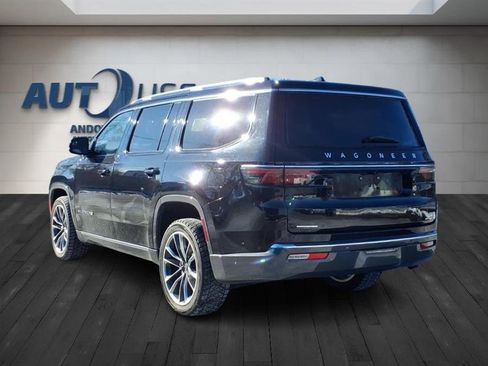 Used 2022 Jeep Wagoneer Series III w/ Premium Group I image 4