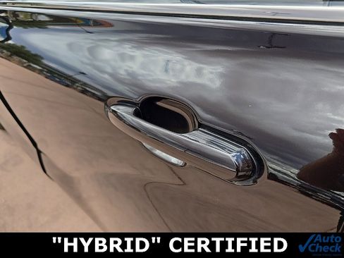 Used 2021 Toyota Highlander Limited image 18