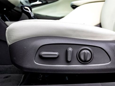 Used 2024 Chevrolet Malibu LT image 12