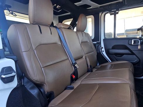 Used 2021 Jeep Wrangler Unlimited Rubicon 4xe w/ Cold Weather Group image 18