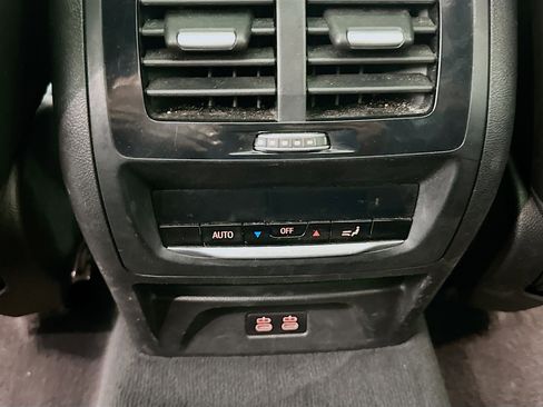 Used 2020 BMW X4 xDrive30i w/ M Sport Package 2 image 28