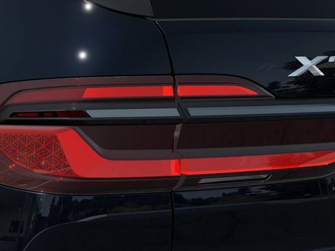New 2027 BMW X7 xDrive40i AWD/4WD image 8