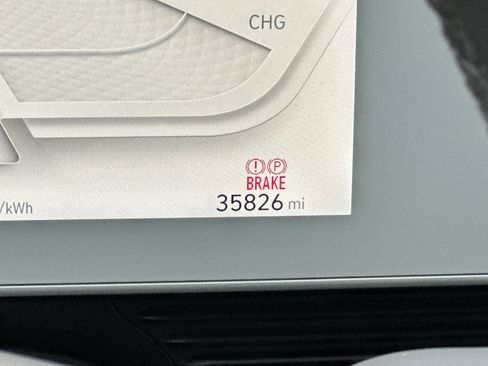 Used 2023 Hyundai Ioniq 5 Limited image 31