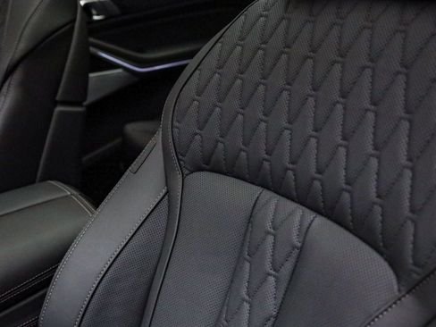 New 2026 BMW ALPINA XB7 image 23