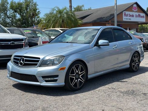 Used 2014 Mercedes-Benz C 250 Sedan image 2