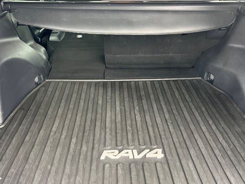 Certified 2021 Toyota RAV4 XLE image 12