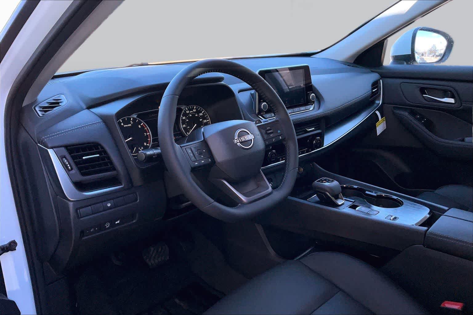 New 2026 Nissan Rogue SV AWD/4WD image 8