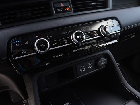 Used 2023 Honda Pilot Elite image 28