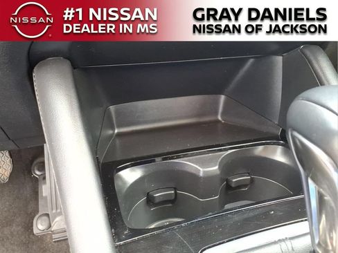 Used 2024 MAZDA MAZDA3 s FWD image 18