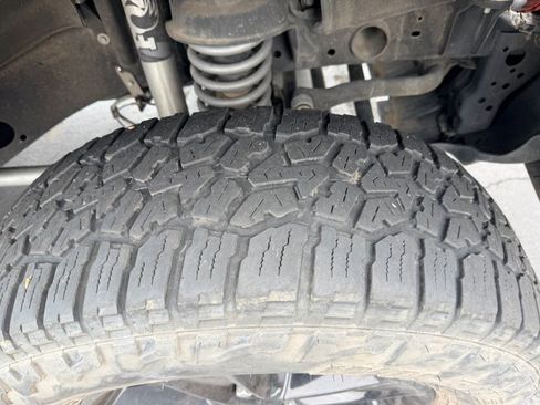 Used 2019 Jeep Wrangler Unlimited Sport image 10