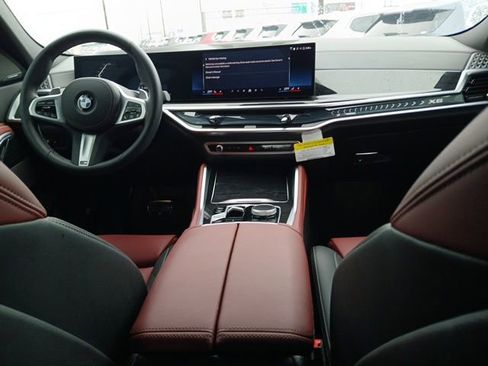 Used 2026 BMW X6 xDrive40i w/ Premium Package AWD/4WD image 12