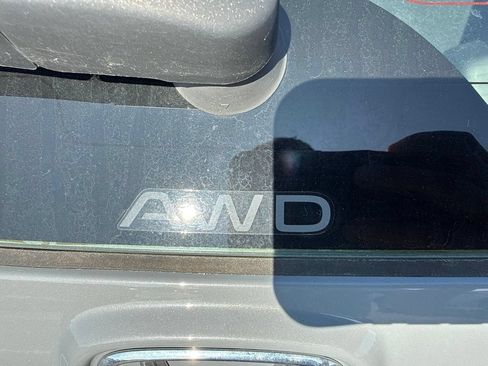 Used 2023 Honda CR-V LX image 4