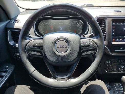 Used 2021 Jeep Cherokee Trailhawk AWD/4WD image 6